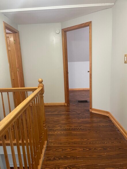 Building Photo - 8215 Rutledge St