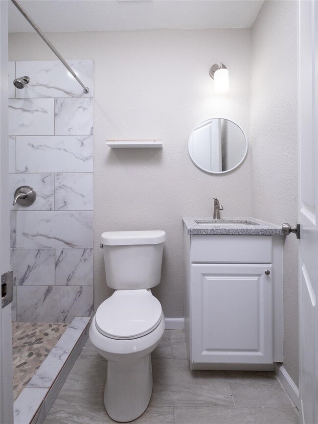 Building Photo - 3215 Soway St