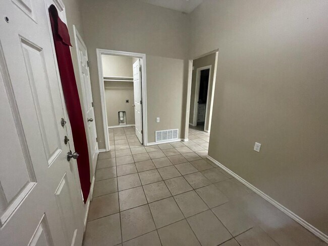 Building Photo - 2204 100th St