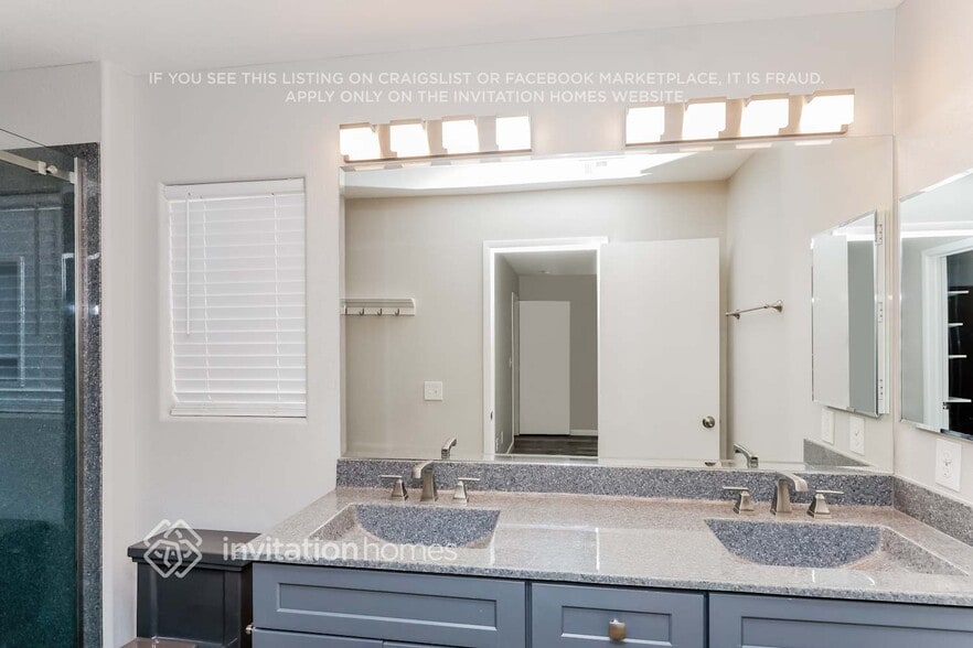 Building Photo - 663 Haunts Walk Ave