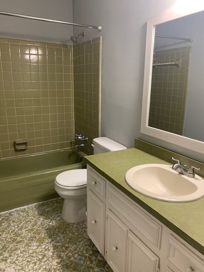 Building Photo - Columbia County 3 BR, 2.5 BA home for rent!