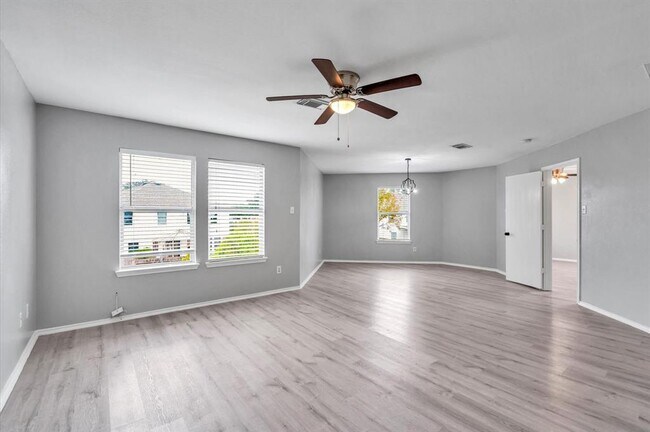 Building Photo - 7927 Summerfern Ct