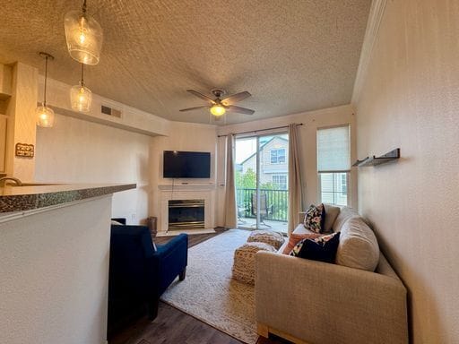 Building Photo - 2 Bedroom 2 Bath Available NOW in Superior