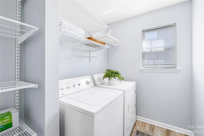 Building Photo - 5649 Winslow Ave NW