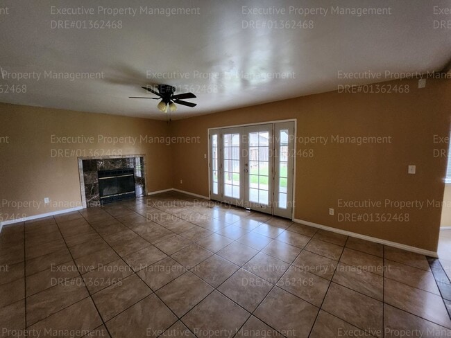 Building Photo - 3 bedrooms /2.5 bath two-story gem boasts ...
