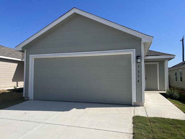 Building Photo - 7314 Silos Rdg