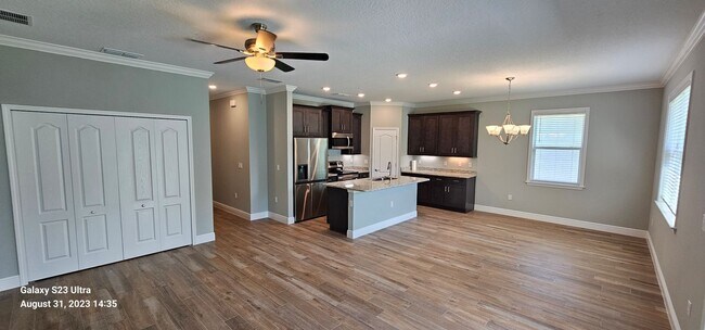 Building Photo - New 3/2/2.5 Home with Upgrades
