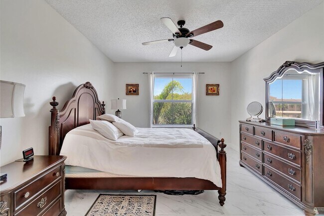 Building Photo - 3317 Tuscany Way