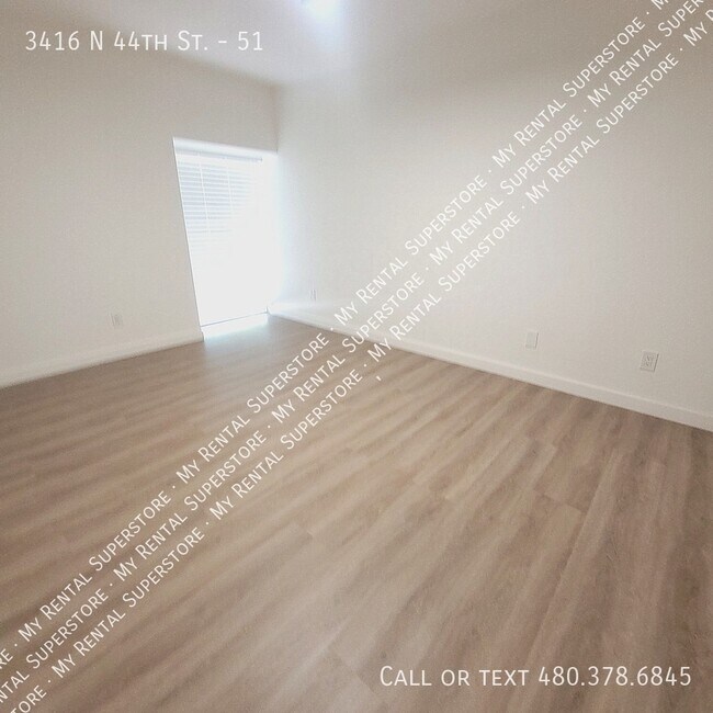 Building Photo - 3416 N 44th St