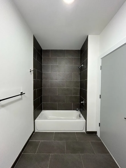 Building Photo - 1127 Stuyvesant Ave.