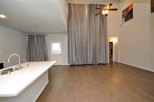 Building Photo - 8634 Marble Ter Ct