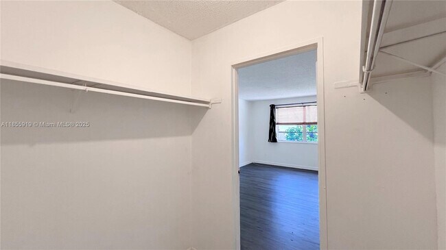 Building Photo - 4670 NW 79th Ave