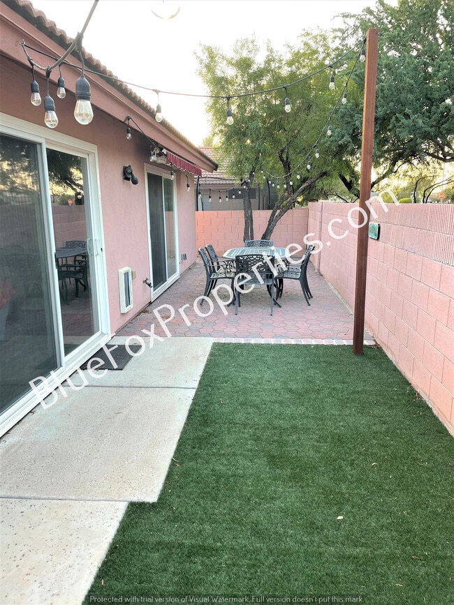 Building Photo - 3750 W Hideout Trail