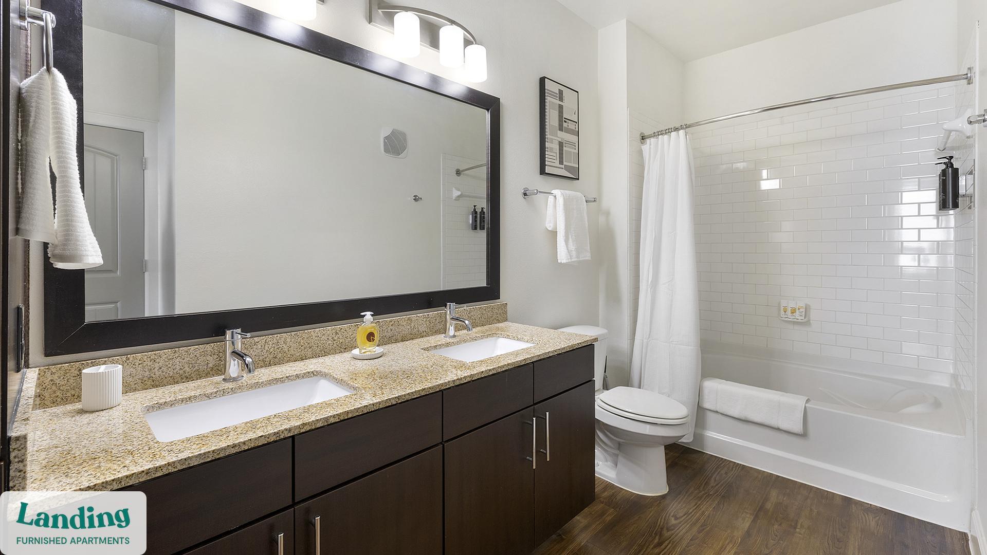 Building Photo - 5275 Town and Country Blvd