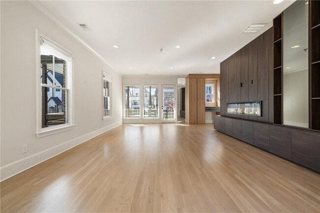 Building Photo - 2350 Melina Pl