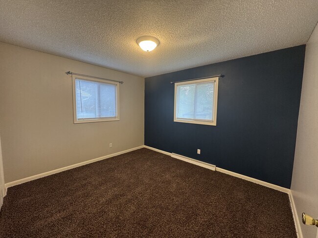 Building Photo - 1436 Avenue D