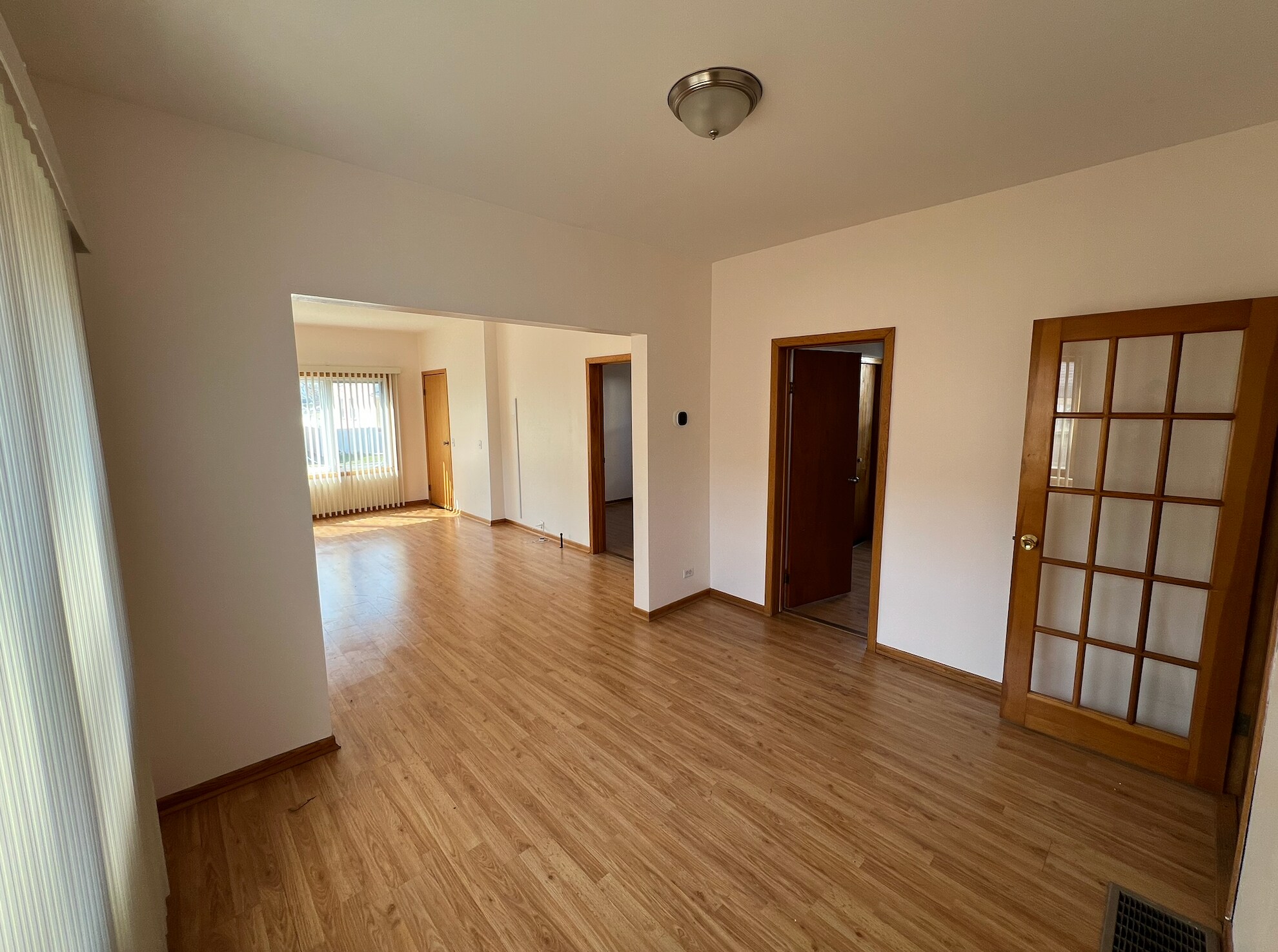 Building Photo - 4447 N Melvina Ave
