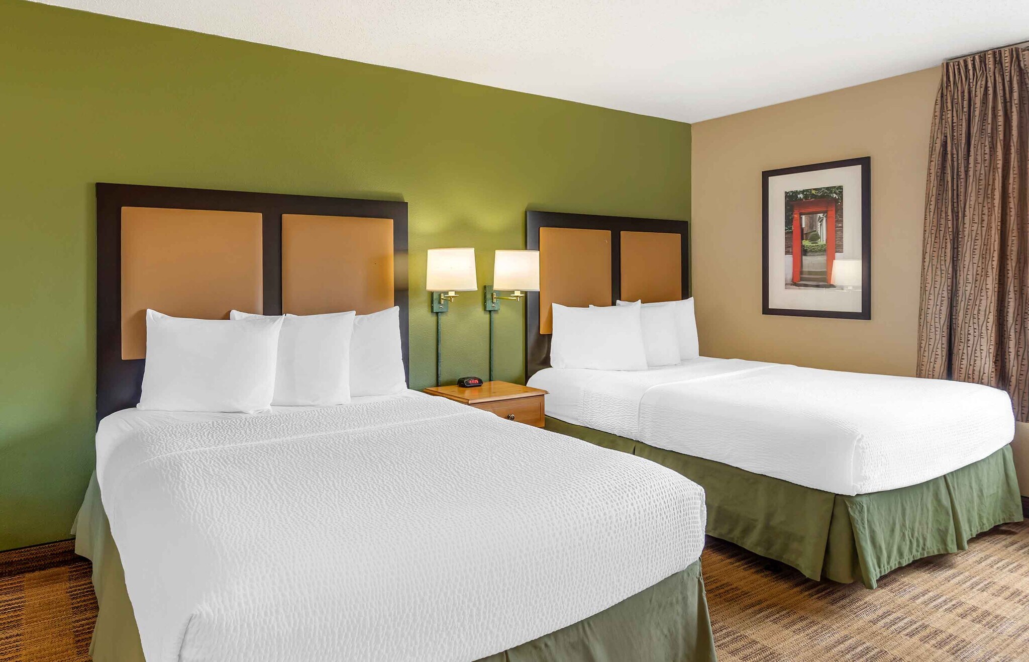 Building Photo - Furnished Studio-Chicago - Naperville - East