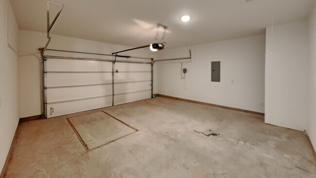 Building Photo - Amazing Brand New 4 Bedroom Home in Mustan...