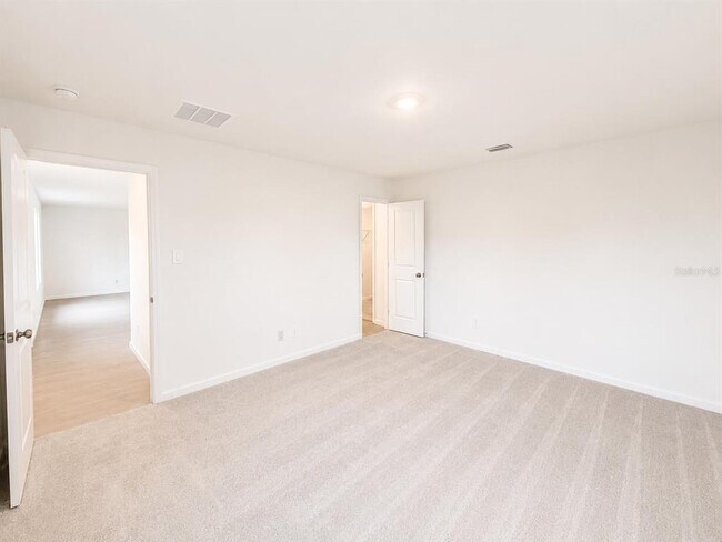 Building Photo - 431 ARTEMIS St