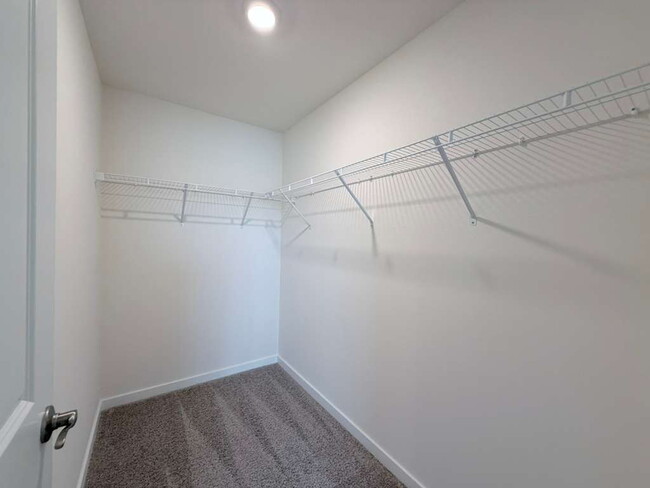 Building Photo - MOVE-IN SPECIAL 2 WEEKS FREE RENT!! NO APPLICATION FEES FOR APPROVED APPLICANTS**Beautiful Brand-...