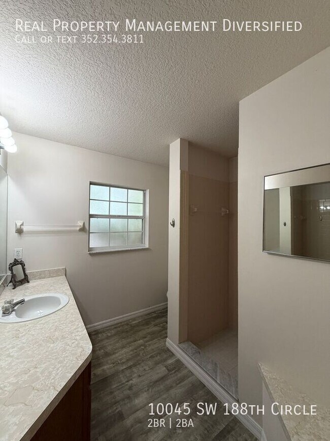 Building Photo - 10045 SW 188th Cir