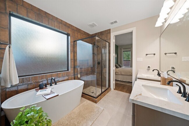Building Photo - 8207 Boundary Waters Dr