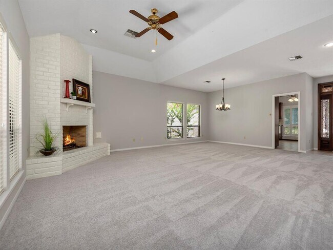 Building Photo - 3323 Village Falls Ct
