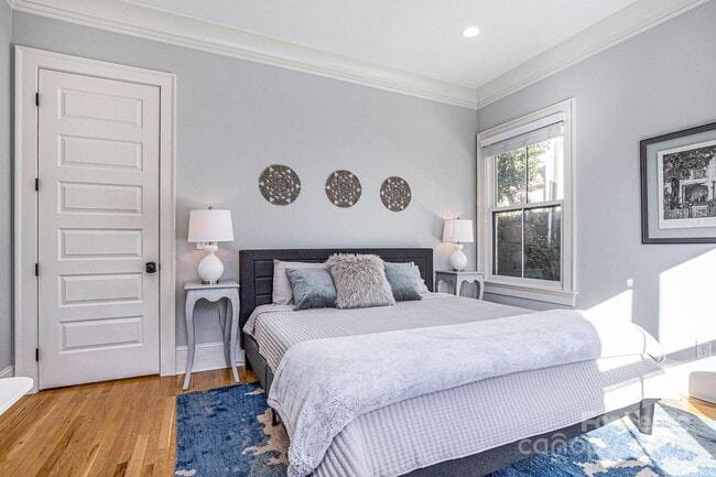 Building Photo - 407 Louise Ave