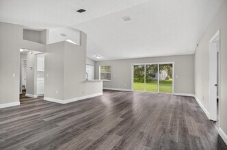Building Photo - Beautiful 3 Bedroom Indian Trails Home!