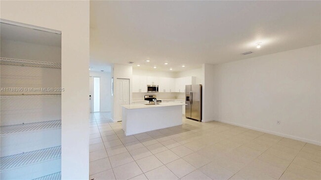 Building Photo - 12875 SW 243rd Terrace