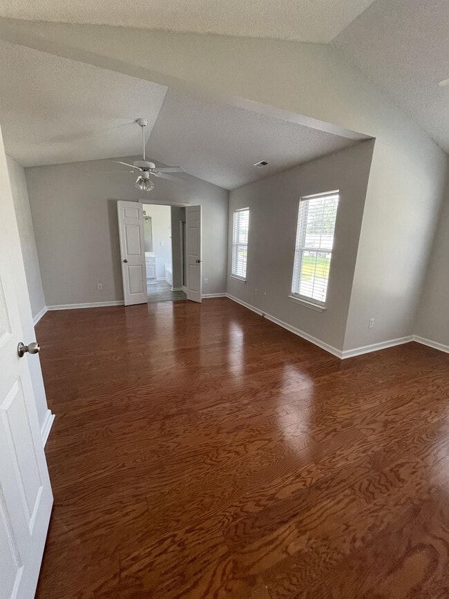Building Photo - 2704 N Holmes Ct