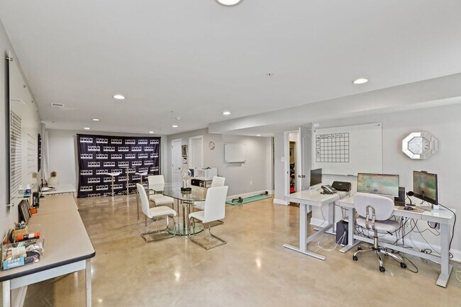 Building Photo - 1412 Musgrove Alley