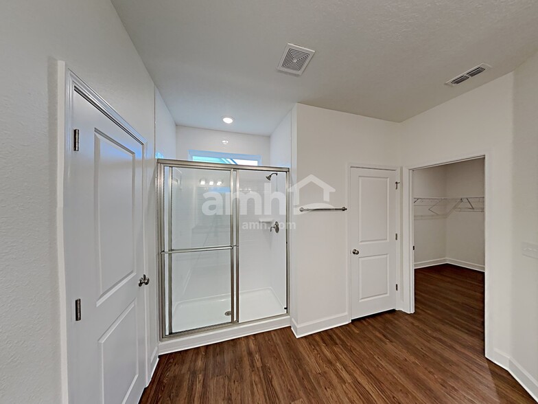 Building Photo - 152 Opal Way