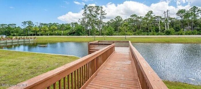 Building Photo - 4399 Alligator Flag Cir