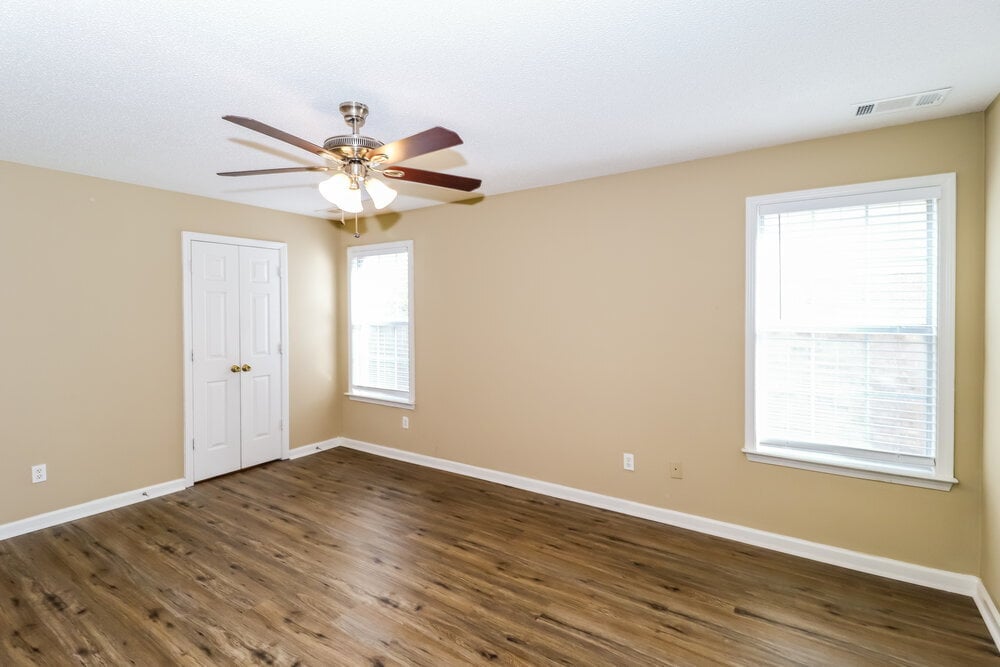 Building Photo - 944 Shorey Ln