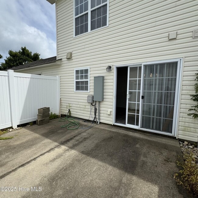 Building Photo - 4230 Dudleys Grant Dr