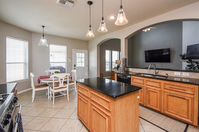 Building Photo - 2403 Echo Harbor Dr