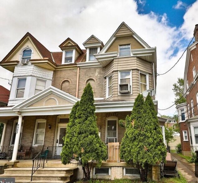 Building Photo - 1115 W Main St