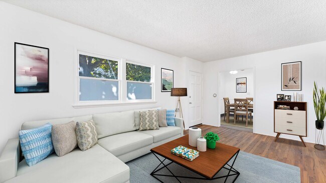 Building Photo - 1915 Peyton Ave