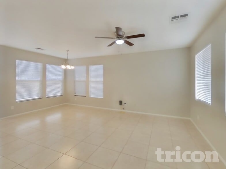 Building Photo - 3417 S Jacana Ln