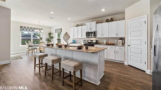 Building Photo - 31407 Montalto Ct