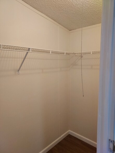 Building Photo - 2609 Williams Creek Rd