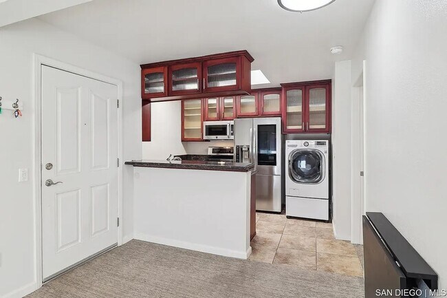 Building Photo - Upgraded Studio Condo For Rent - in San Ca...