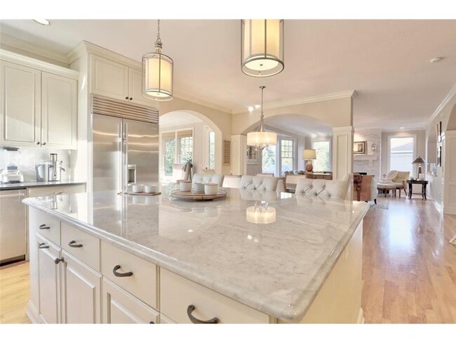 Building Photo - 10617 Sonoma Ridge