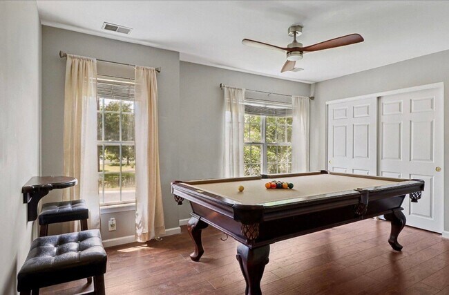 Building Photo - 7 Longleaf Ct