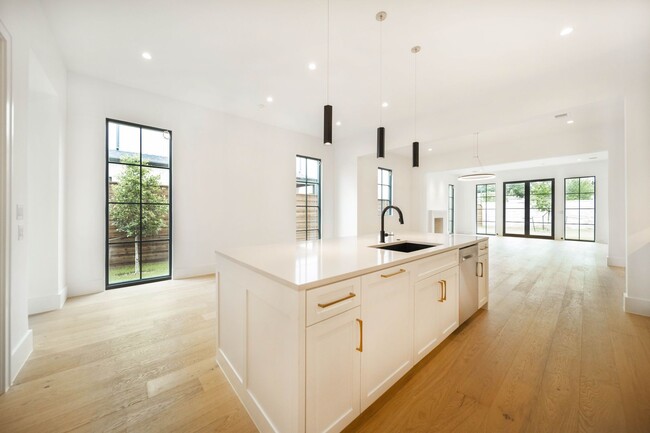 Building Photo - Coming Soon!!! 2023-built home at Preston ...