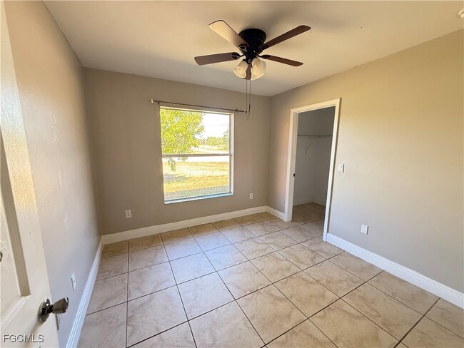 Building Photo - 750 Halsey Ave