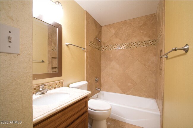 Building Photo - 6018 N 79th St