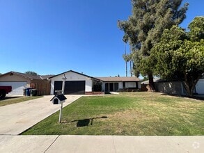 Building Photo - 3912 Madrid Ave